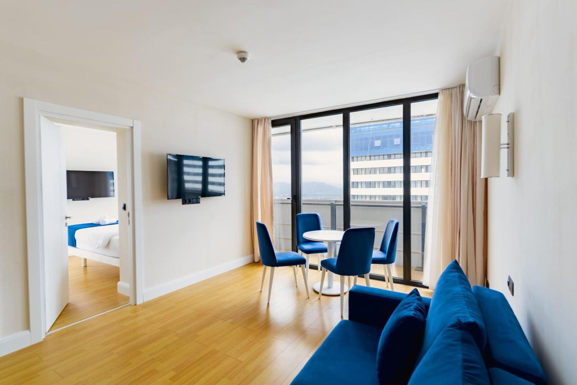 Relax And Unwind Premier Sea View Aparthotel In Batumi Exterior photo